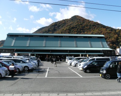 20111204-gominoichi.JPG
