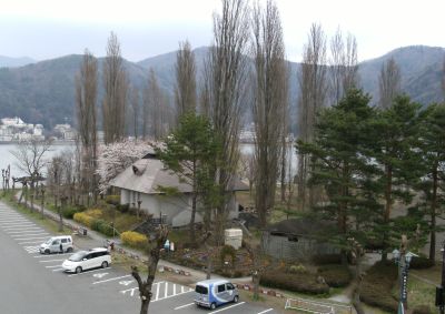 hotel-f.JPG